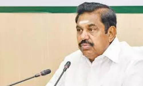 EPS ने शशिकला, OPS की वापसी की संभावना से इनकार किया EPS ने शशिकला, OPS की वापसी की संभावना से इनकार किया