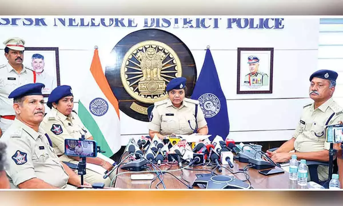 Andhra: हत्या के आरोपी को गिरफ्तार किया गया Andhra: हत्या के आरोपी को गिरफ्तार किया गया