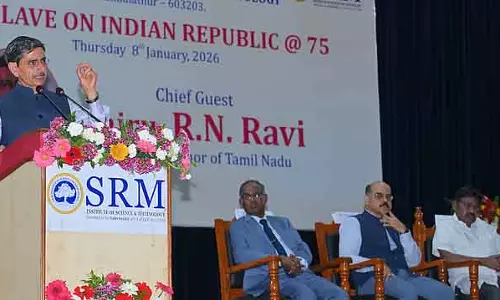 भारत में लोकतंत्र ही जीवन जीने का तरीका है: Governor R.N. Ravi भारत में लोकतंत्र ही जीवन जीने का तरीका है: Governor R.N. Ravi