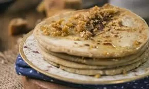 Gud Paratha Recipe: ठंड में एनर्जी से भर देगा ये देसी गुड़ का पराठा Gud Paratha Recipe: ठंड में एनर्जी से भर देगा ये देसी गुड़ का पराठा