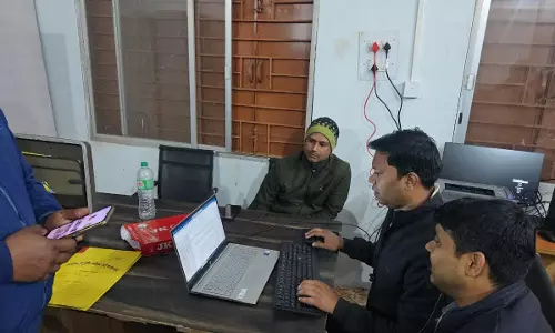 भ्रष्ट बाबू गिरफ्तार, ACB ने दबोचा
