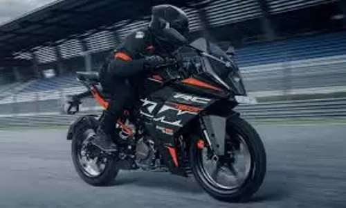 KTM India :भारत में लॉन्च हुई नई KTM RC 160, जानें क्या है कीमत और फीचर्स KTM India :भारत में लॉन्च हुई नई KTM RC 160, जानें क्या है कीमत और फीचर्स