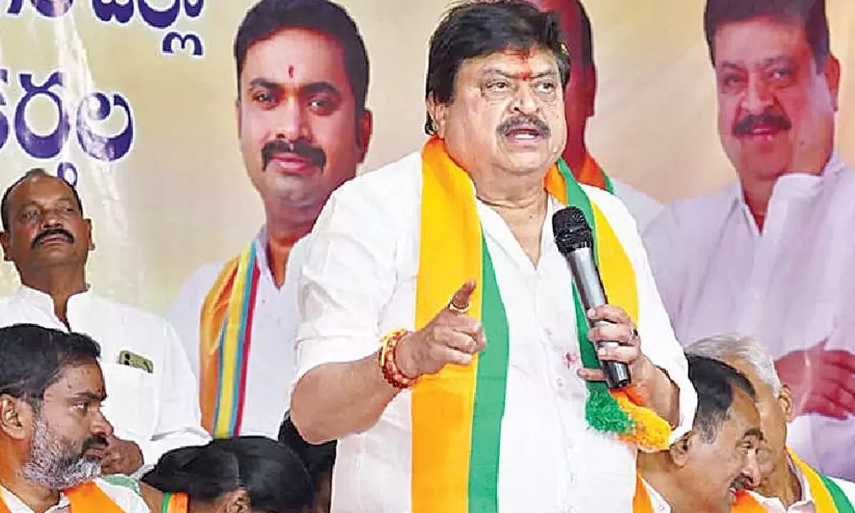 कांग्रेस राज्य की संपत्ति बेचकर अपना अस्तित्व बचाए रखने की कोशिश कर रही है: BJP प्रमुख