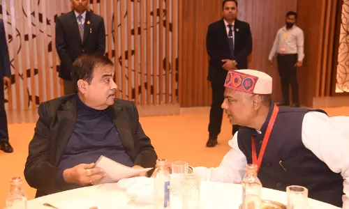वाहन सुरक्षा और ट्रैफिक नियमों पर जोर कराया जाएगा कड़ाई से पालन वाहन सुरक्षा और ट्रैफिक नियमों पर जोर कराया जाएगा कड़ाई से पालन