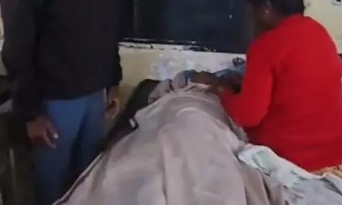 हॉस्टल की छत से गिरने से आदिवासी छात्र की मौत हॉस्टल की छत से गिरने से आदिवासी छात्र की मौत