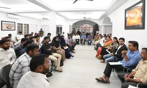 Telangana में छात्र विरोध तेज़, सरकार के ज़मीन वापसी फैसले पर टकराव