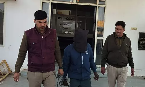 Mandsaur: पुलिस ने 5वीं की छात्रा से दुष्कर्म करने वाले आरोपित को गिरफ्तार किया