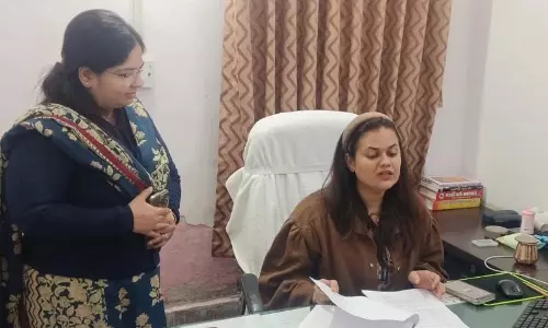 Barmer: कलक्टर टीना डाबी ने पंचायत समितियों की व्यवस्थाओं का लिया जायजा Barmer: कलक्टर टीना डाबी ने पंचायत समितियों की व्यवस्थाओं का लिया जायजा
