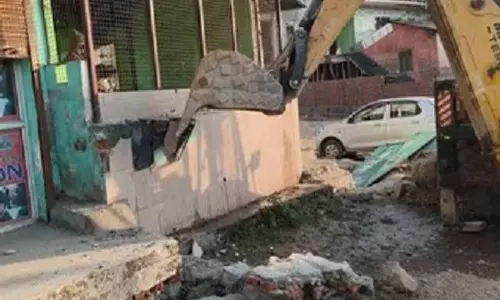 NHAI ने बैजनाथ मार्केट से अवैध कंस्ट्रक्शन हटाए