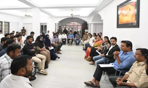 Telangana सरकार के जमीन अधिग्रहण पर स्टूडेंट्स ने विरोध तेज़ करने का एलान Telangana सरकार के जमीन अधिग्रहण पर स्टूडेंट्स ने विरोध तेज़ करने का एलान