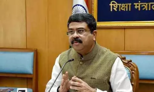 प्रधान ने अंगुल-तालचेर इलाके में बढ़ते वायु प्रदूषण का स्थायी समाधान मांगा प्रधान ने अंगुल-तालचेर इलाके में बढ़ते वायु प्रदूषण का स्थायी समाधान मांगा