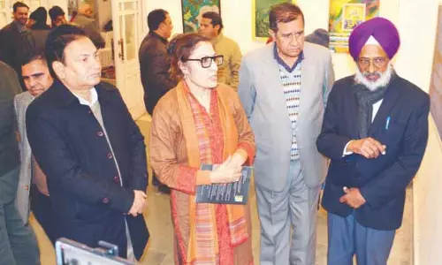Kala Kendra में 3 दिवसीय राष्ट्रीय चित्रकला प्रदर्शनी का उद्घाटन