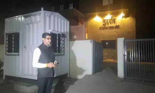 Indore में दूषित जल संकट: 15 से ज़्यादा लोगों की मौत, राजनीतिक विवाद शुरू Indore में दूषित जल संकट: 15 से ज़्यादा लोगों की मौत, राजनीतिक विवाद शुरू