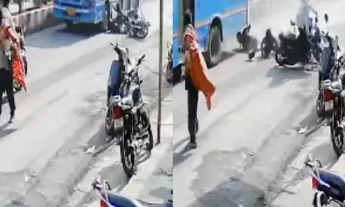 Surat सड़क हादसा: बाइक सवार को बस ने कुचला, मौत Surat सड़क हादसा: बाइक सवार को बस ने कुचला, मौत