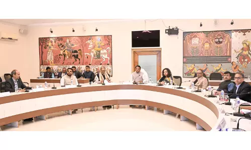 मुख्यमंत्री मोहन चरण मांझी ने 43वें HLCA में 55,783 करोड़ रुपये के औद्योगिक निवेश को मंजूरी दी मुख्यमंत्री मोहन चरण मांझी ने 43वें HLCA में 55,783 करोड़ रुपये के औद्योगिक निवेश को मंजूरी दी