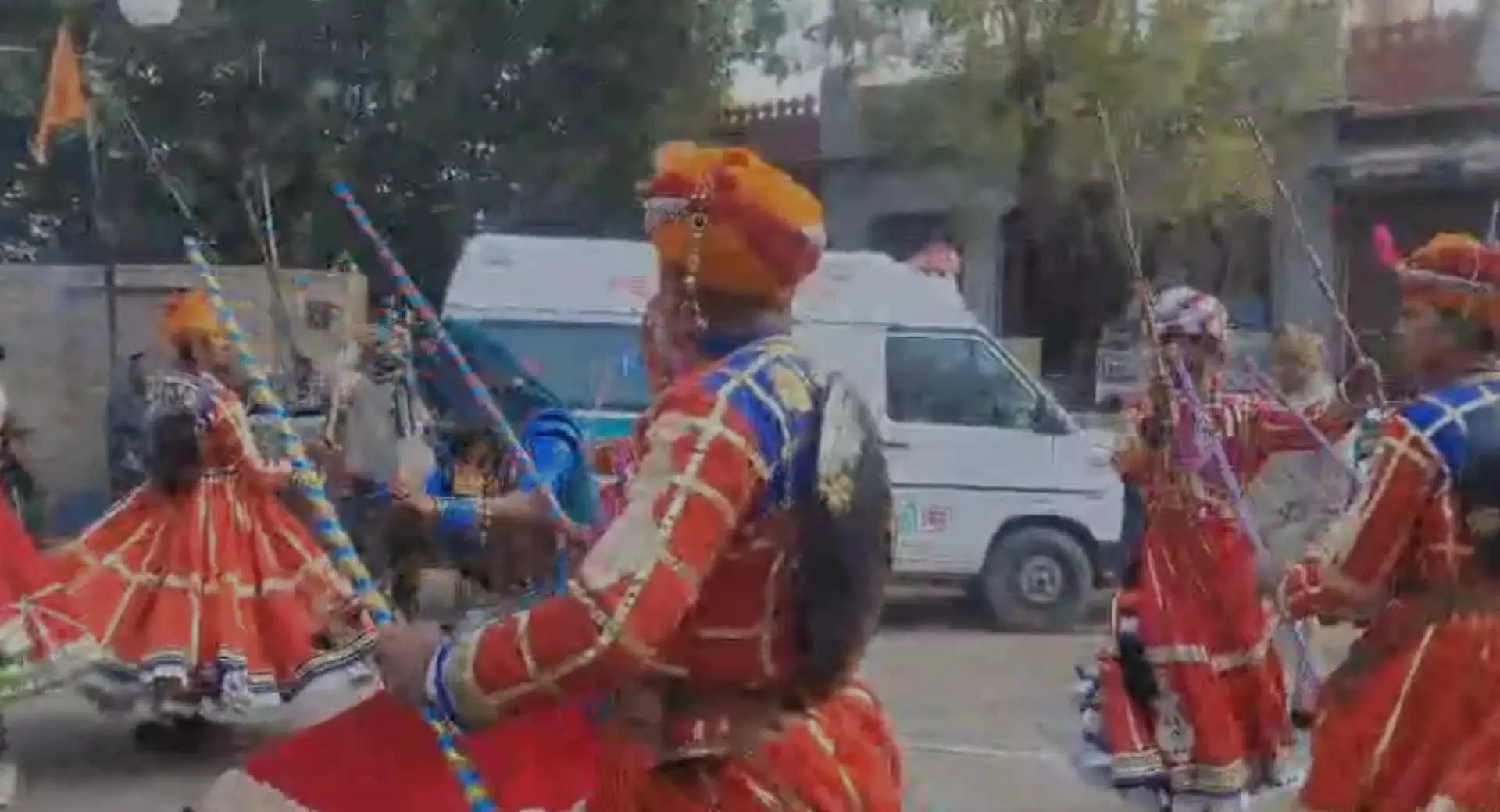 Bikaner: बीकानेर में कैमल फेस्टिवल, हेरिटेज वॉक ने खींचा पर्यटकों का ध्यान Bikaner: बीकानेर में कैमल फेस्टिवल, हेरिटेज वॉक ने खींचा पर्यटकों का ध्यान
