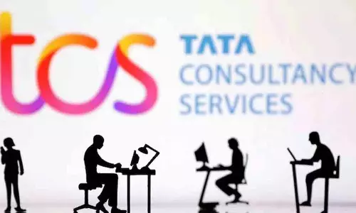 TCS ने कर्मचारियों को चेतावनी दी: ऑफिस वापस आए बिना कोई बढ़ोतरी या प्रमोशन नहीं