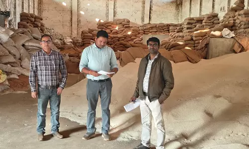 मिलर्स के खिलाफ FIR दर्ज, भौतिक सत्यापन में 2372 क्विंटल कम मिला धान मिलर्स के खिलाफ FIR दर्ज, भौतिक सत्यापन में 2372 क्विंटल कम मिला धान