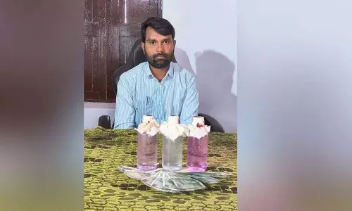सूर्यपेट जिले में पंचायत सचिव को रिश्वत लेते हुए ACB ने पकड़ा