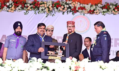 राज्यपाल डेका ने दुधली में प्रथम राष्ट्रीय रोवर–रेंजर जंबूरी 2026 का किया भव्य शुभारंभ राज्यपाल डेका ने दुधली में प्रथम राष्ट्रीय रोवर–रेंजर जंबूरी 2026 का किया भव्य शुभारंभ