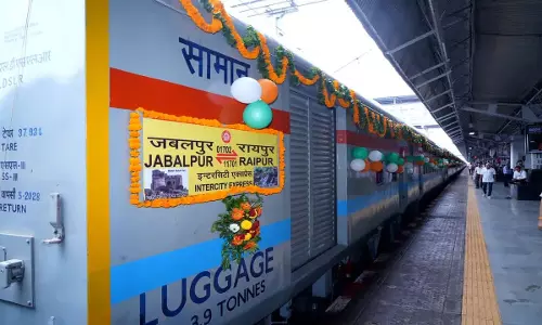 रायपुर-जबलपुर एक्सप्रेस ट्रेन का नाम बदलकर मूक माटी एक्सप्रेस किया गया