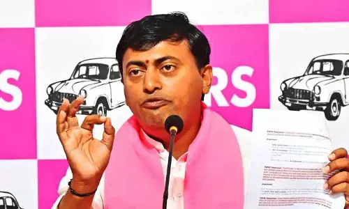BRS ने बेरोजगार युवाओं को नौकरी देने के वादे को लेकर कांग्रेस की आलोचना की BRS ने बेरोजगार युवाओं को नौकरी देने के वादे को लेकर कांग्रेस की आलोचना की