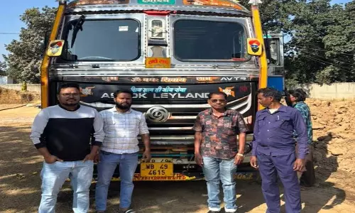 अवैध धान तस्करी पर प्रशासन की सख्ती, 1420 कट्टा धान जब्त