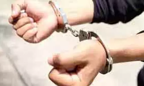 CMRF स्कैम: पुलिस अधिकारियों पर केस, कैदी की मौत का है मामला CMRF स्कैम: पुलिस अधिकारियों पर केस, कैदी की मौत का है मामला