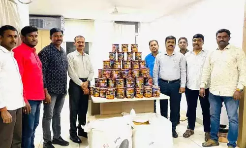 Hyderabad में चाइनीज मांझा बेचने के आरोप में पांच लोग गिरफ्तार Hyderabad में चाइनीज मांझा बेचने के आरोप में पांच लोग गिरफ्तार