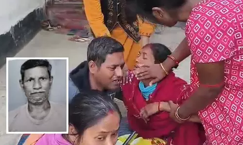 वे मेरे पिता को ले गए: SIR सुनवाई के दौरान बुज़ुर्ग व्यक्ति की मौत, परिवार रो रहा