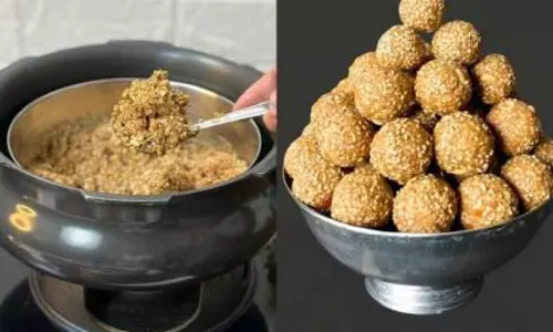 Makar Sankranti 2026: घर पर बनाएं आसान तिल-गुल लड्डू Makar Sankranti 2026: घर पर बनाएं आसान तिल-गुल लड्डू
