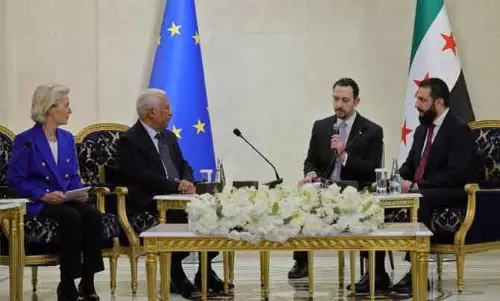 EU का बड़ा वादा: Syria के पुनर्निर्माण में हर संभव मदद करेगी यूरोपीय कमीशन EU का बड़ा वादा: Syria के पुनर्निर्माण में हर संभव मदद करेगी यूरोपीय कमीशन