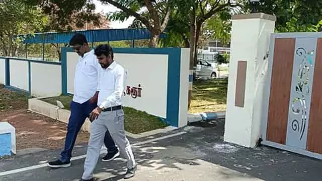 करूर घटना: CBI हाईवे डिपार्टमेंट के अधिकारियों और थावेकवि से पूछताछ करेगी करूर घटना: CBI हाईवे डिपार्टमेंट के अधिकारियों और थावेकवि से पूछताछ करेगी