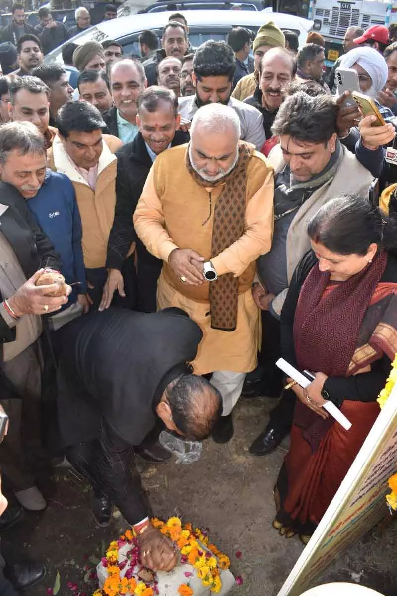 Karnal शहर में ऑटो मार्केट बनेगा, ट्रांसपोर्ट नगर में पत्थर रखा जाएगा Karnal शहर में ऑटो मार्केट बनेगा, ट्रांसपोर्ट नगर में पत्थर रखा जाएगा