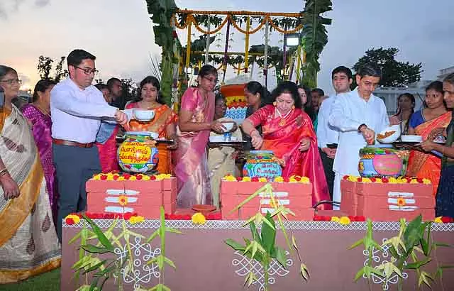 Tamil Nadu ; राज्यपाल के भवन में पोंगल उत्सव Tamil Nadu ; राज्यपाल के भवन में पोंगल उत्सव
