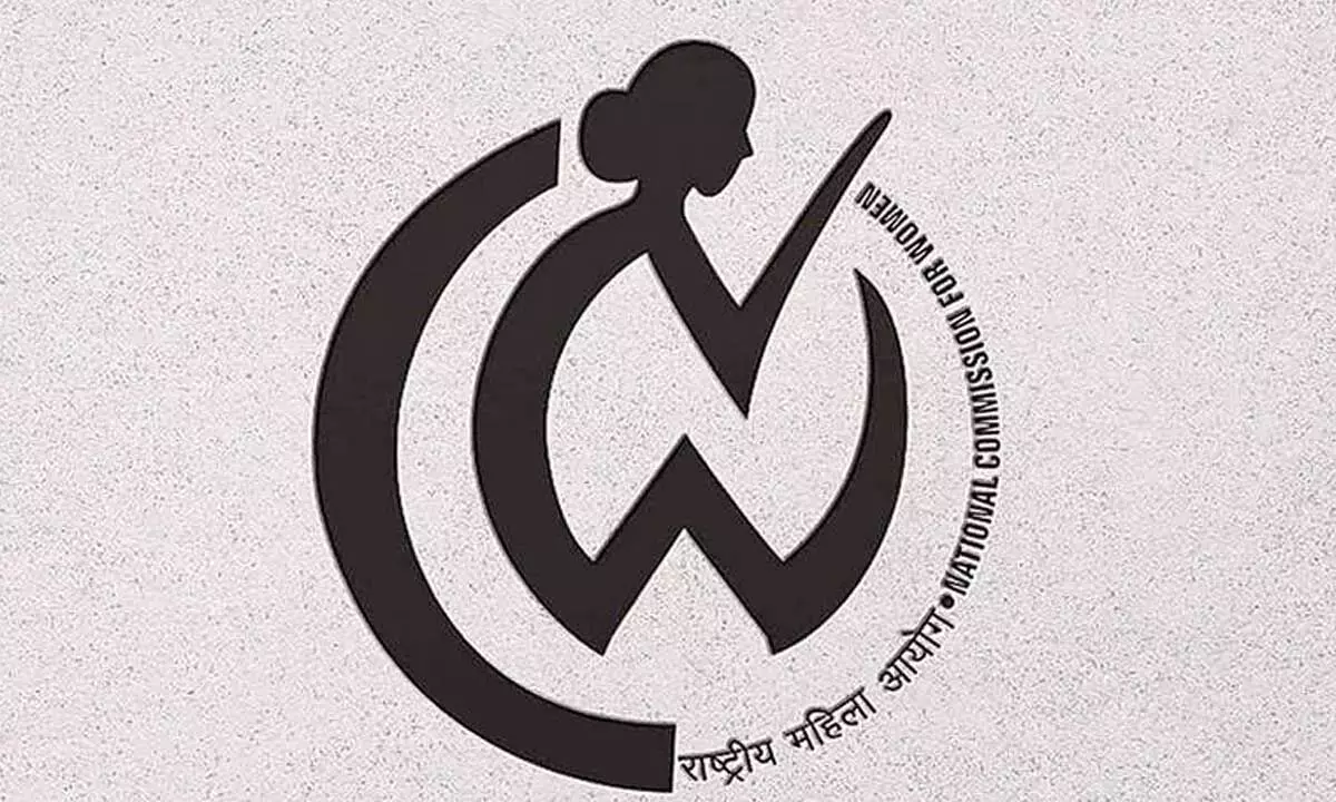 NCW ने हुबली में बीजेपी की महिला कार्यकर्ता पर कथित हमले का स्वतः संज्ञान लिया NCW ने हुबली में बीजेपी की महिला कार्यकर्ता पर कथित हमले का स्वतः संज्ञान लिया