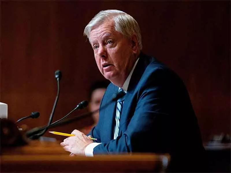 Washington सीनेटर लिंडसे ग्राहम: धार्मिक नाज़ी कहकर खामेनेई की आलोचना Washington सीनेटर लिंडसे ग्राहम: धार्मिक नाज़ी कहकर खामेनेई की आलोचना