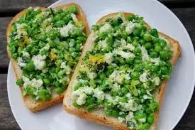 Matar Toast Recipe: मिनटों में बनाएं क्रिस्पी और टेस्टी मटर टोस्ट Matar Toast Recipe: मिनटों में बनाएं क्रिस्पी और टेस्टी मटर टोस्ट