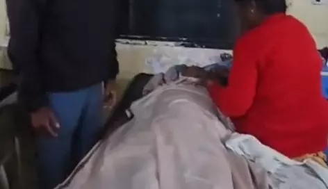 हॉस्टल की छत से गिरने से आदिवासी छात्र की मौत हॉस्टल की छत से गिरने से आदिवासी छात्र की मौत
