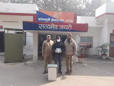 पुलिस ने चोरी की बड़ी वारदात का किया खुलासा, शातिर गिरफ्तार पुलिस ने चोरी की बड़ी वारदात का किया खुलासा, शातिर गिरफ्तार