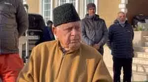 Dr. Farooq ने रिटायर्ड एसपी हाजी मुहम्मद रमजान के परिवार से मुलाकात की Dr. Farooq ने रिटायर्ड एसपी हाजी मुहम्मद रमजान के परिवार से मुलाकात की