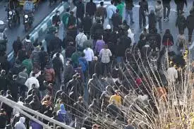 World: इंटरनेट बंद होने के बावजूद ईरान में विरोध प्रदर्शन पूरे देश में फैल गए World: इंटरनेट बंद होने के बावजूद ईरान में विरोध प्रदर्शन पूरे देश में फैल गए
