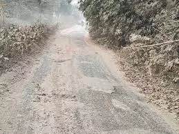 Bareilly: जनता को राहत देने के लिए जर्जर रोड डाले जाने की अपील Bareilly: जनता को राहत देने के लिए जर्जर रोड डाले जाने की अपील