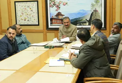 सरकार गरीबों को पक्के घर देगी, हिमाचल के CM ने कहा सरकार गरीबों को पक्के घर देगी, हिमाचल के CM ने कहा