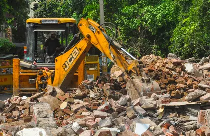 South सेंट्रल रेलवे का बड़ा कदम, अतिक्रमणकारियों को बेदखली का नोटिस South सेंट्रल रेलवे का बड़ा कदम, अतिक्रमणकारियों को बेदखली का नोटिस