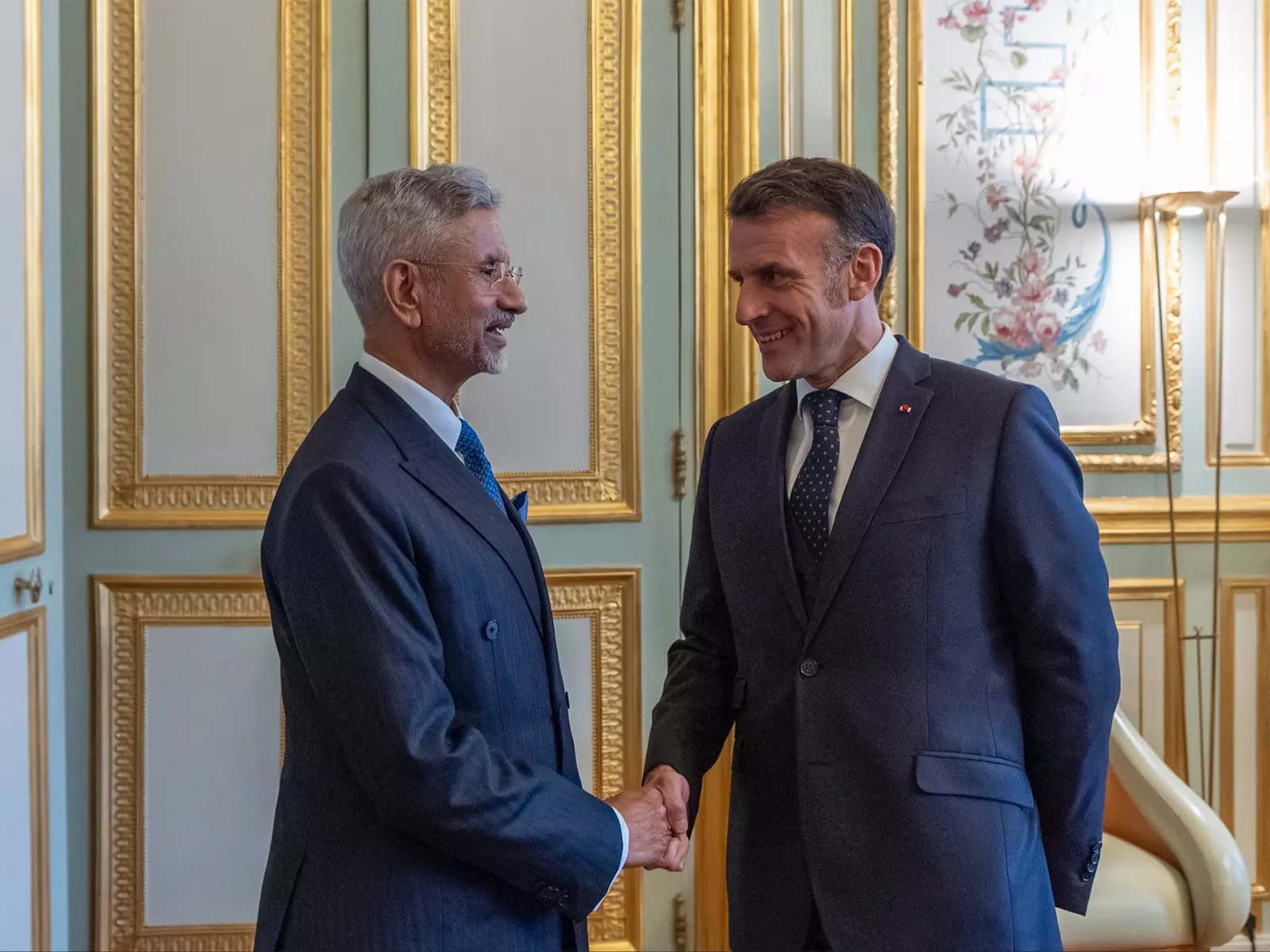 विदेश मंत्री Jaishankar ने फ्रांस के राष्ट्रपति इमैनुएल मैक्रॉन से की मुलाकात विदेश मंत्री Jaishankar ने फ्रांस के राष्ट्रपति इमैनुएल मैक्रॉन से की मुलाकात