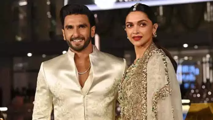 Deep-Veer अपडेट: न्यूयॉर्क वेडिंग सेलिब्रेशन की तस्वीरें वायरल Deep-Veer अपडेट: न्यूयॉर्क वेडिंग सेलिब्रेशन की तस्वीरें वायरल