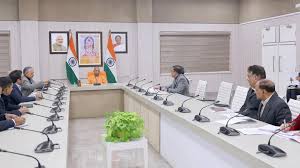 UP Diwas 2026: नए यूपी का ग्लोबल शोकेस, मिनिस्टर ने तैयारियों का रिव्यू किया