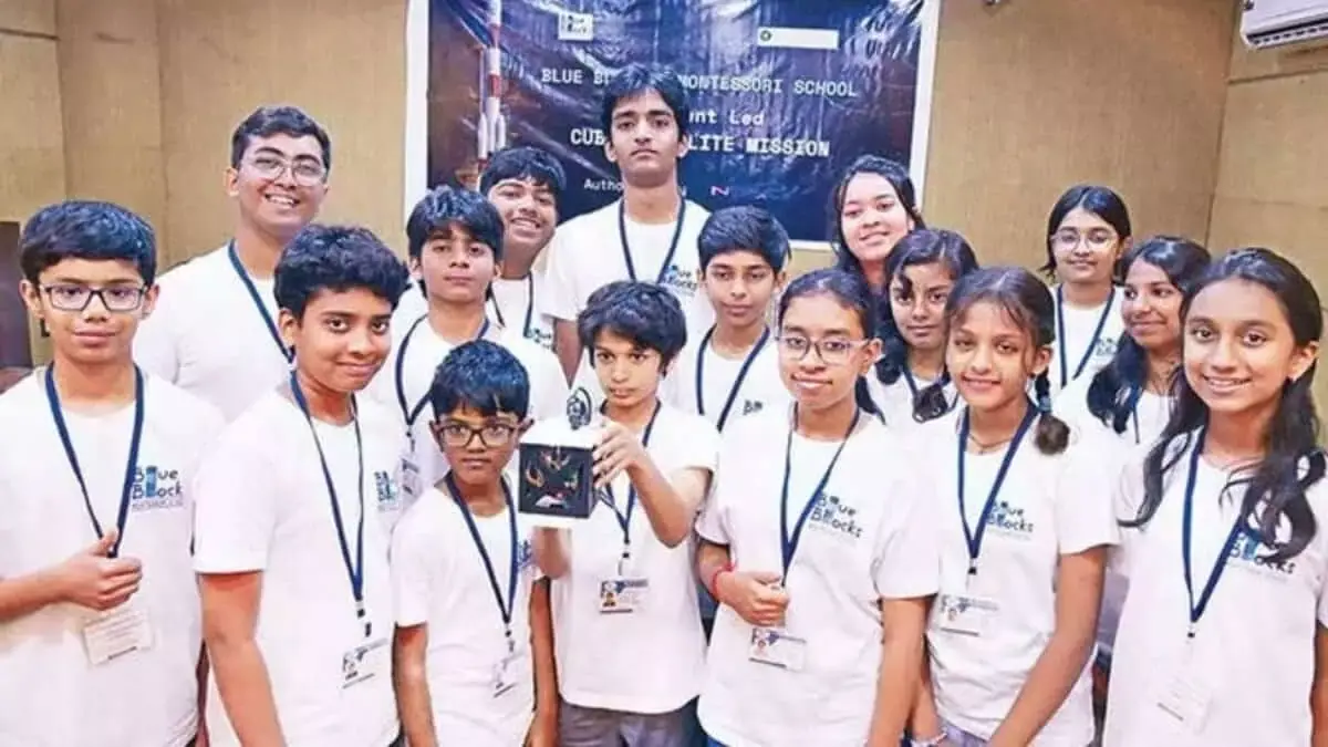 क्लासरूम से ब्रह्मांड तक: हैदराबाद के छात्रों का क्यूबसैट ISRO के लॉन्च के लिए तैयार क्लासरूम से ब्रह्मांड तक: हैदराबाद के छात्रों का क्यूबसैट ISRO के लॉन्च के लिए तैयार