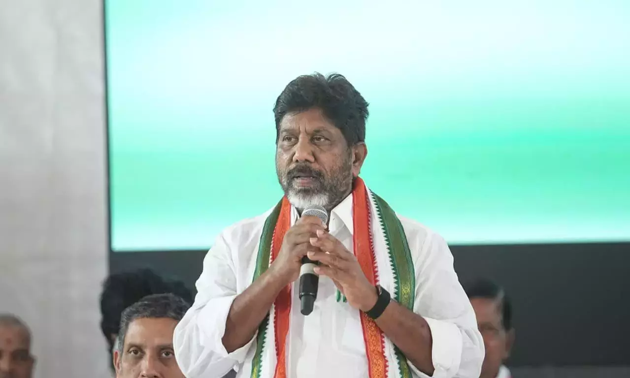 Bhatti ने कहा कि तेलंगाना सरकारी कर्मचारियों को 1 करोड़ रुपये का एक्सीडेंट कवर मिलेगा Bhatti ने कहा कि तेलंगाना सरकारी कर्मचारियों को 1 करोड़ रुपये का एक्सीडेंट कवर मिलेगा